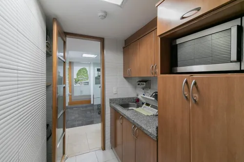Oficina En Arriendo En Porciúncula. Cod A1021285