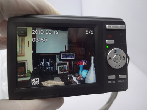 Câmera Digital Benq Dc C1250 12.0 Mega Tela 2,7 Mega Lcd