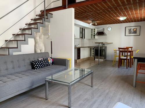 Se Alquila - Lindo Loft Sobre Sarandi A Metros De Plaza Zabala-