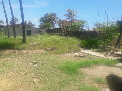 Century21 Vende Terreno De Oportunidad En Boca De Aroa De 524 Mts2 Frente Al Mar .