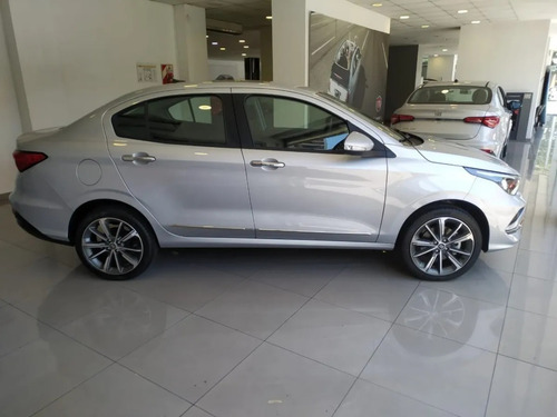 Imagen 11 de 20 de Fiat Cronos 1.8 Pack Style R