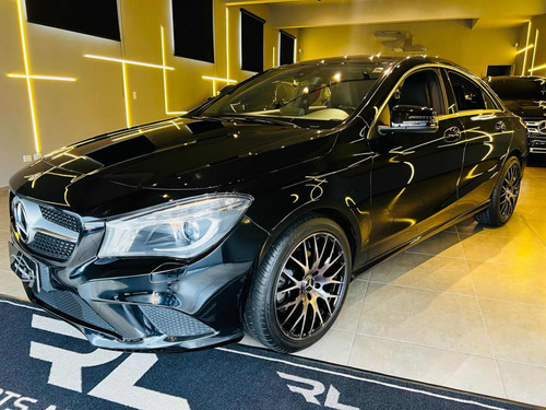 Mercedes-Benz Classe Cla 1.6 Urban Turbo Flex 4p