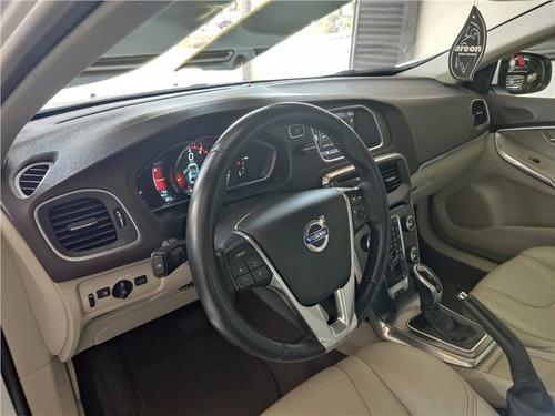 Volvo V40 2.0 T4 DYNAMIC TURBO GASOLINA 4P AUTOMÁTICO