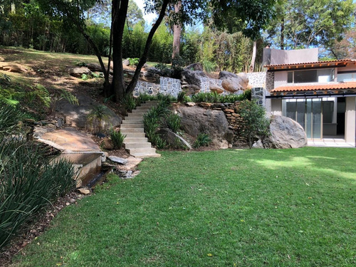 Imagen 1 de 14 de Residencia En Venta, Avandaro