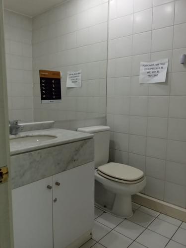 (ofi) Oficinas Habilitada Isidora Goyenechea, Metro El Golf