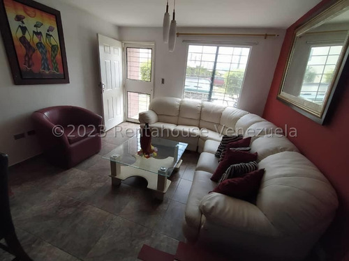 Excelente Oportunidad De Inversión En Casa Dúplex En Venta En La Urb Terraza De Ensenada Barquisimeto Rah Ve