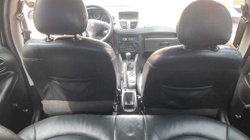 Peugeot 207 1.4 Xr Flex 5p