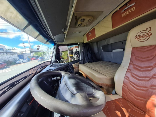 Imagem 14 de 16 de Volvo Fh 440 Trucado 6x2 2010 Automatico Susp Molas C/ar