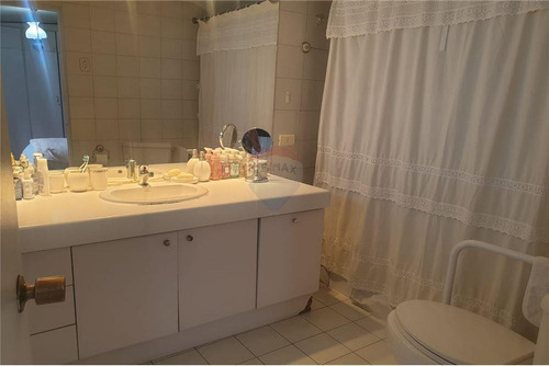 Imagen 14 de 17 de Se Vende Casa 3d+3b+4est. Las Condes