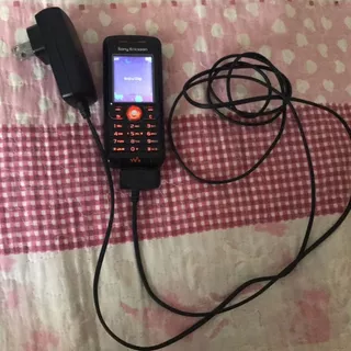 1 Celular Sony-ericsson W200 Walkman Preto Reliquia Da Vivo