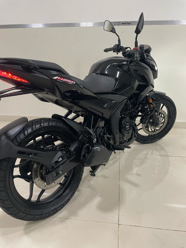 Bajaj Rouser N250 Usado Permuta No Twister No Ktm No Ns200
