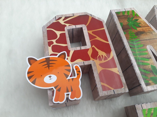 7 Letras 3d Mesa Dulce Animales De La Selva 20 Cm