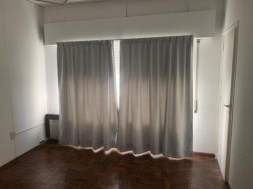 Imagen 10 de 18 de Venta Echesortu Casa Planta Alta, 4 Dormitorios