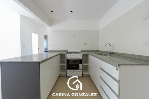 Imagen 7 de 23 de Departamento En Venta 2 Dormitorios Con Cochera Obrero Arg Y Figueroa