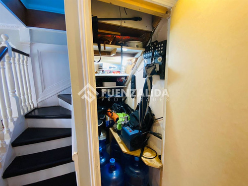 Casa En Venta De 3 Dorm Y 2 Bañ En La Comuna De El Bosque