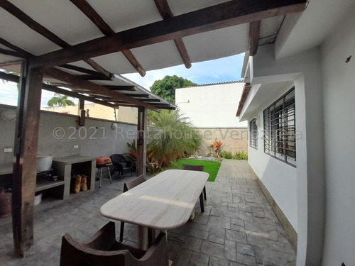 Imagen 13 de 14 de Leida Falcon Rentahouse Vende Casa En Trigal Norte Valencia 22-6974 Lf
