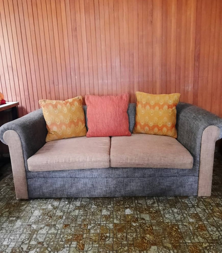 Sofa De Dos Puestos (la Trinidad Mun Baruta)