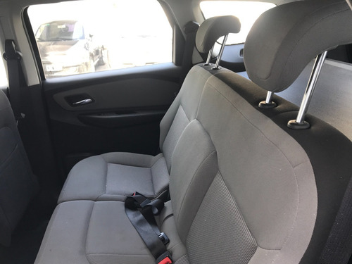 Imagen 16 de 25 de Chevrolet Spin 1.8 Ltz Mt 5 Plazas Año 2015 - Liv Motors