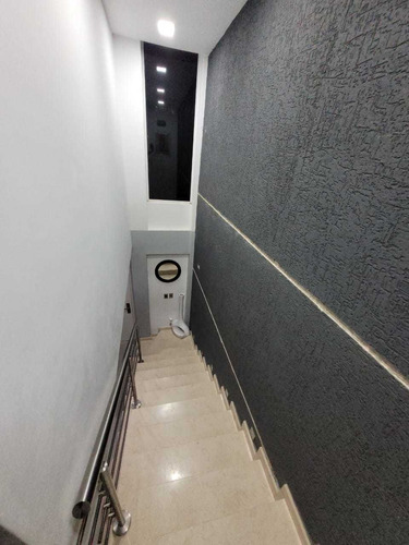 Imagen 13 de 18 de Mercedes Ochoa Vende Hermoso Townhouse En El Rincón Tierra De Gracia, Pozo De Agua Y Planta 0412 4922225