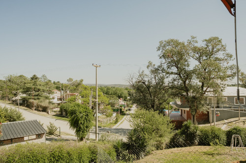 Oportunidad De Inversión. Complejo En San Antonio De Arredondo, 3 Departamentos.