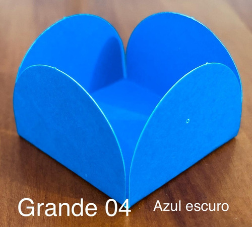 Imagem 4 de 10 de Kit 1000 Forminhas 4 Pétalas Grande 4 Cm Festa