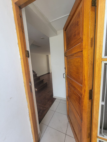 Vendo Casa En Palomino Lima | 120 M² | 2 Pisos + Cochera Y Patio | Alisos 210