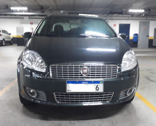 Imagem 7 de 10 de Fiat Linea 2013 1.8 16v Essence Flex 4p