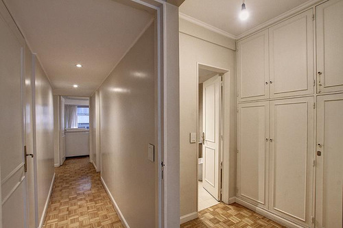 Departamento 5 Ambientes Luminoso Balcon Vista Impecable Suite Cochera En Recoleta