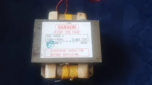 Transformador 120 V 60 Hz (Usado)