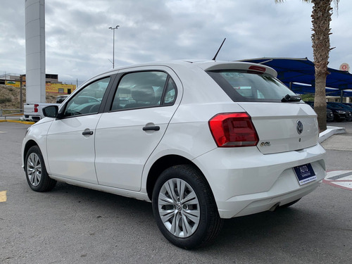 Imagen 5 de 10 de Volkswagen Gol 2020 1.6 Trendline I-motion