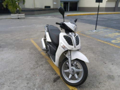 Imagen 3 de 14 de Empire Keeway Outlook