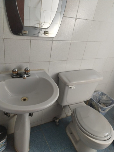 Imagen 8 de 15 de Apartamento En Alquiler En La Romana Maracay Centrico - Br