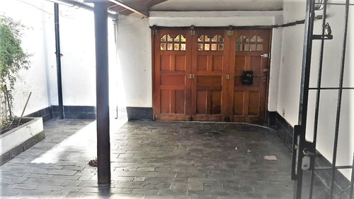 Imagen 2 de 14 de Casa En Alquiler 100 M2 Uso Profesional Y Comercial Con Cochera Y Patio Lanús Oeste