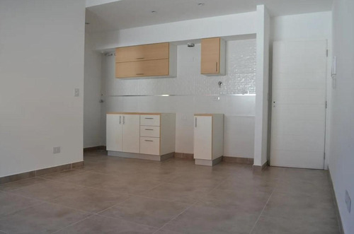 Departamento En Venta - 1 Dormitorio 1 Baño - 41mts2 - Villa Luzuriaga