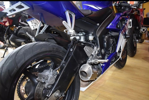 Yamaha R6