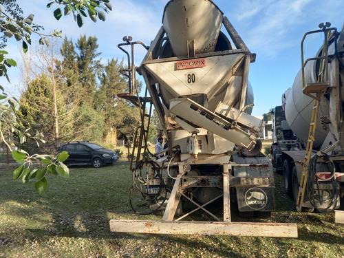 Imagen 4 de 12 de Iveco Mixer Hormigonero 12000 Km