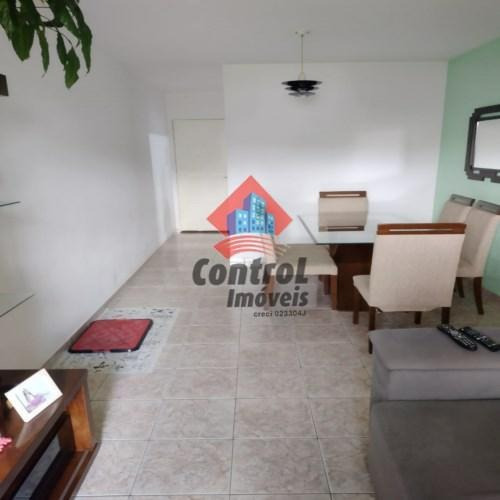 Imagem 3 de 10 de Apartamento - Ref: 03451