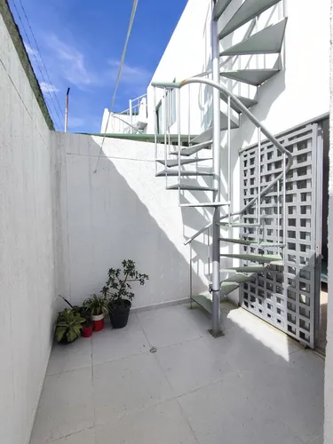 Casa En Venta En La Sabana. Cod V29897