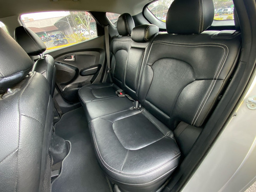 Hyundai TUCSON IX-35 2.0l Crdi 4x4