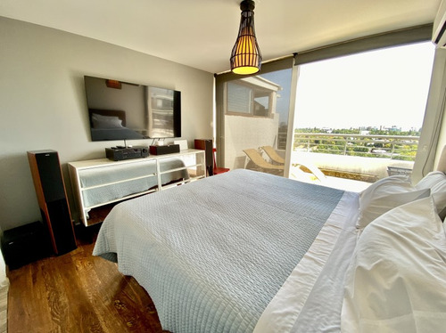Excelente Conectividad, Parrilla Interior, 2d+servicio