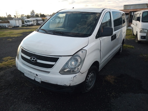 Imagen 2 de 14 de Hyundai H100 Wagon Para 12 Pasajeros 2012 Remato