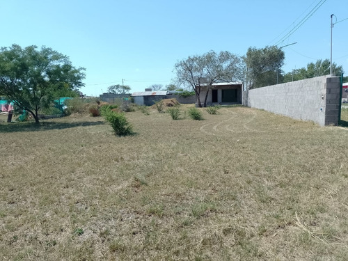 Se Vende Terreno Esquina Cercado 1.000m2 + Galpon Con Baño!