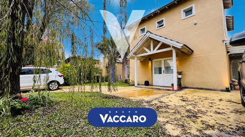 Casa En Venta 4 Ambientes Haras Maria Elena