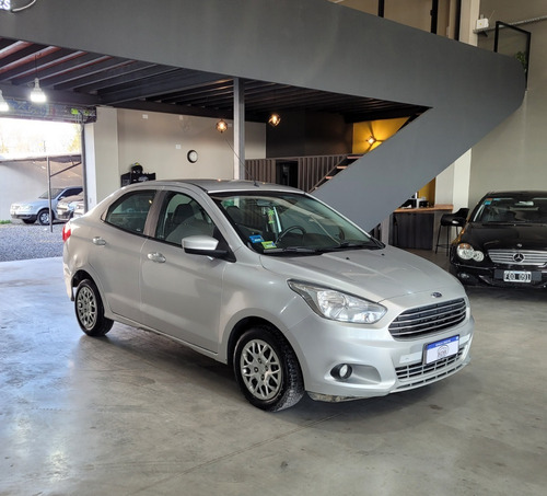 Imagen 3 de 17 de Impecable Ford Ka Sedan 1.5 Se Año 2017 Con Solo 85.000 Km