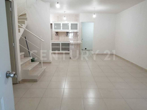 Venta De Casa En Residencial Del Bosque, Veracruz