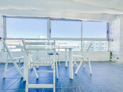 Penthouse En Venta En Peninsula, 3 Dormitorios, 3 Baños, Garaje