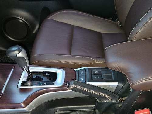 Toyota Sw4 Srx 4x4 At 7 Asientos