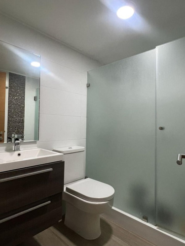 Depa En Las Condes: 3 Privados, 3 Baños