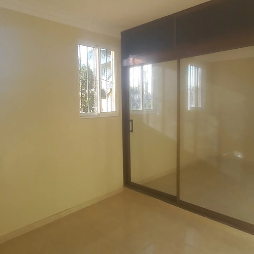 Hermoso Apartamento En Renta En Un Segundo Nivel   Los Reyes