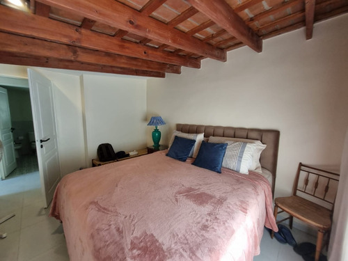 Imagen 26 de 29 de Venta - Casa - Barrio Parque La Verdad - Exaltación De La Cruz